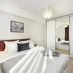 Wonderfull 1br Aviatiei *